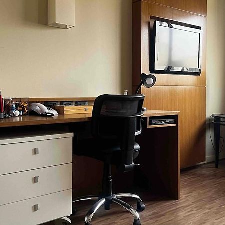 Executivo Em Hotel - Vila Olimpia サンパウロ エクステリア 写真